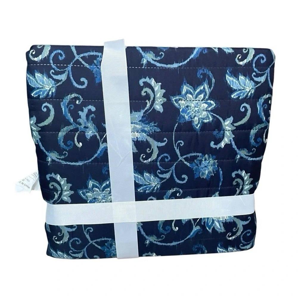 Seventh Studio Vancie Navy Floral‎ 3-Pc. Quilt Set King Size 104X 90 Inches NEW